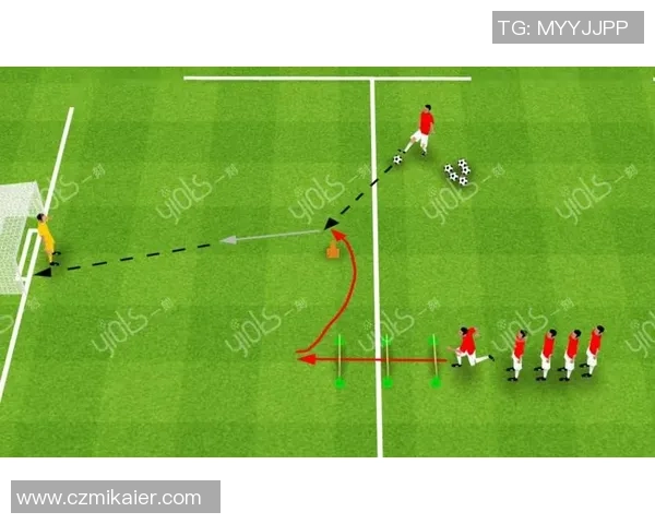 足球圆桶的魅力与技术结合探讨如何提升球员的传球与控球能力